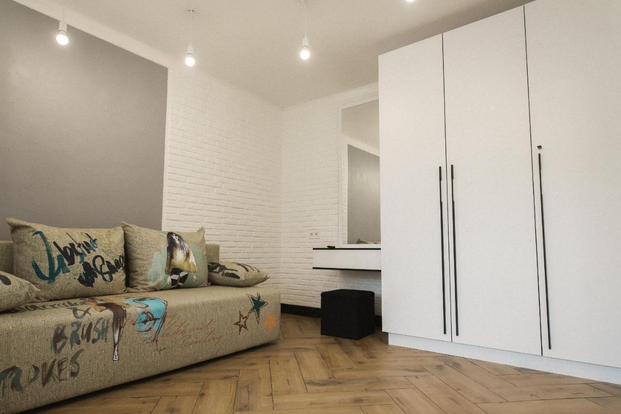 Loft-Style Apartment Izmail Exterior photo